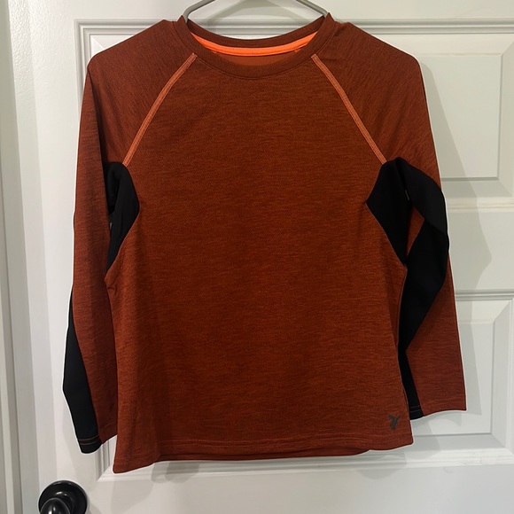 Boys- Old Navy active shirt - Picture 1 of 1
